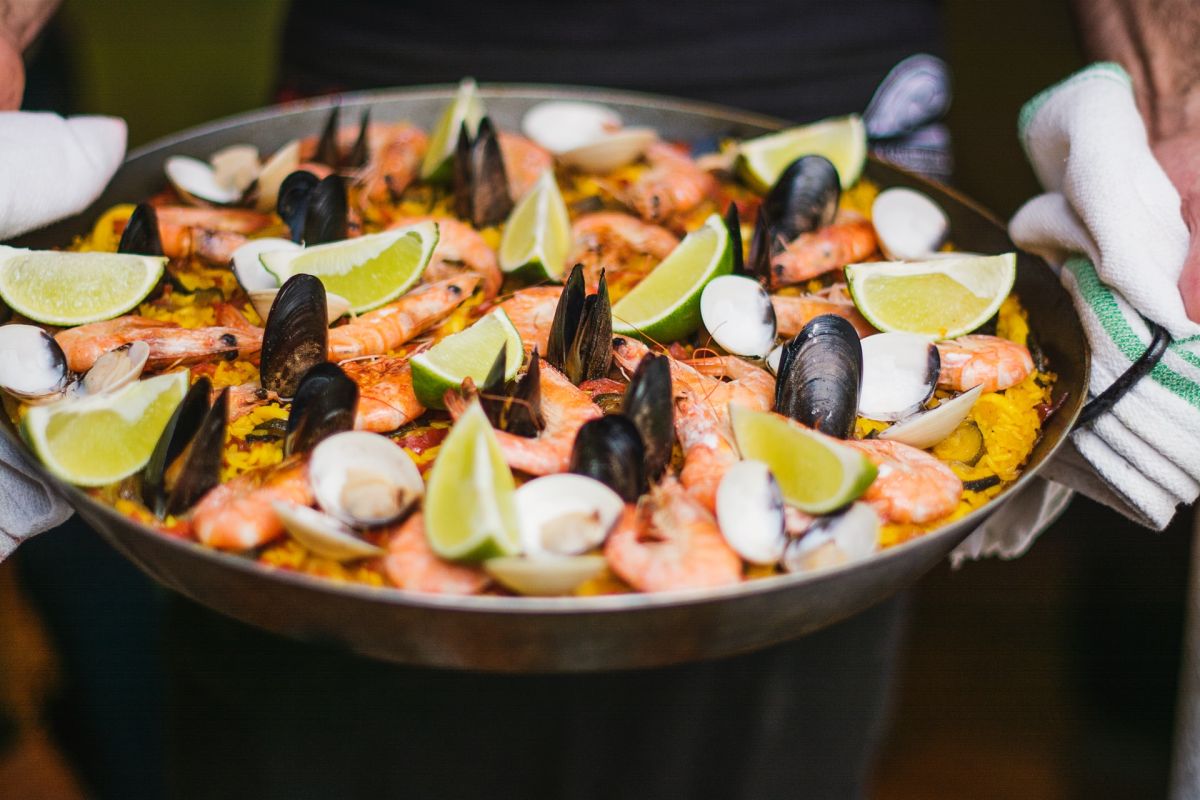 Reșițenii au șansa să guste din cele mai delicioase fructe de mare în cadrul unui festival în premieră în orașul lor