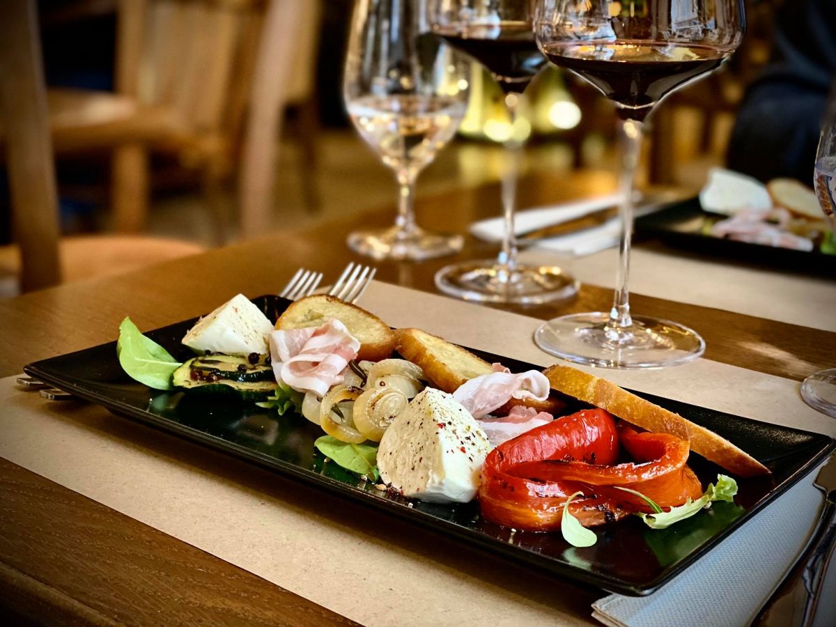 Top 10 restaurante din Timișoara în 2023 pe care trebuie să le vizitezi