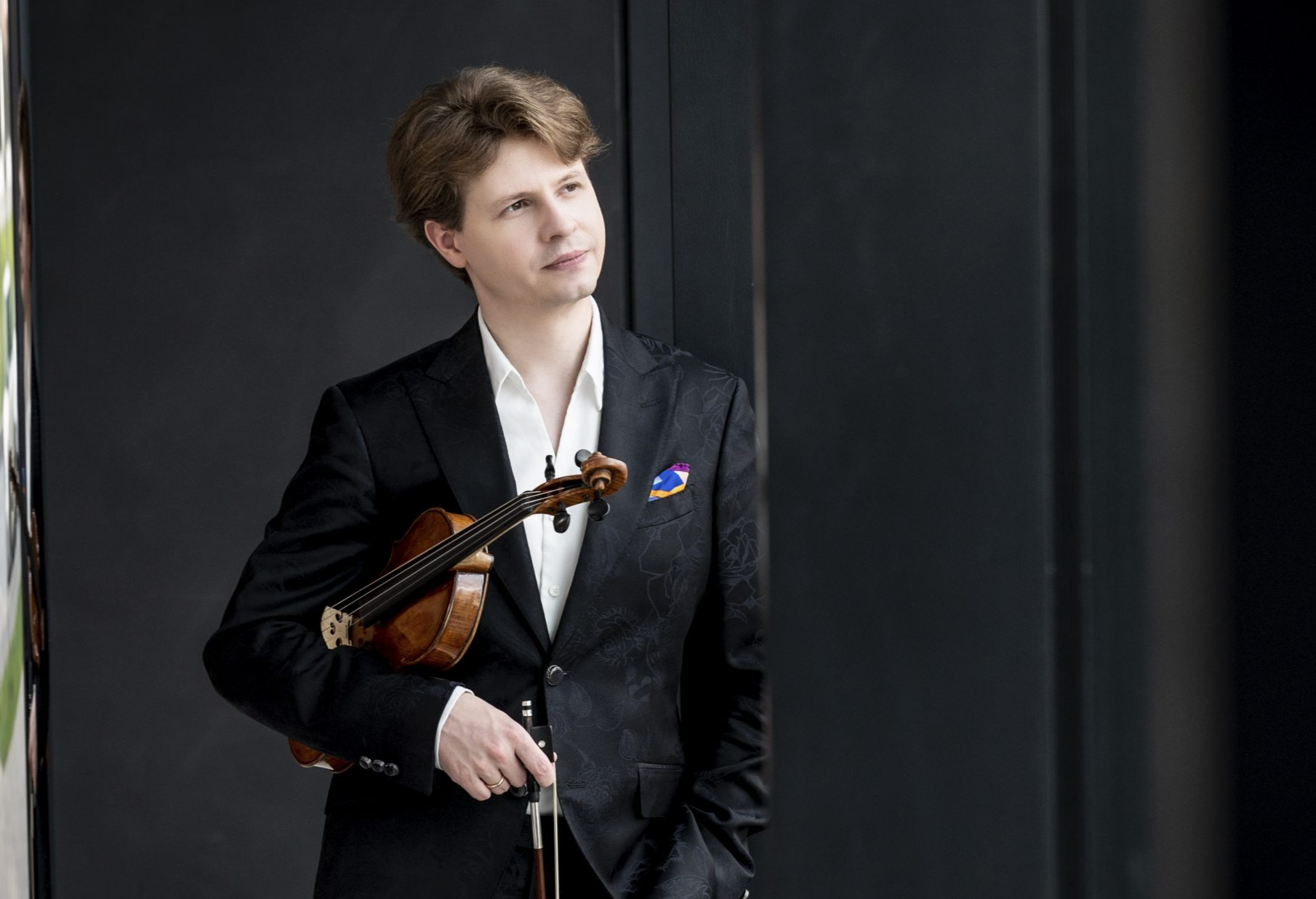 Sunetul unei viori din 1716, mânuite de talentatul violonist FLORIN ILIESCU, se va auzi la Filarmonica Banatul