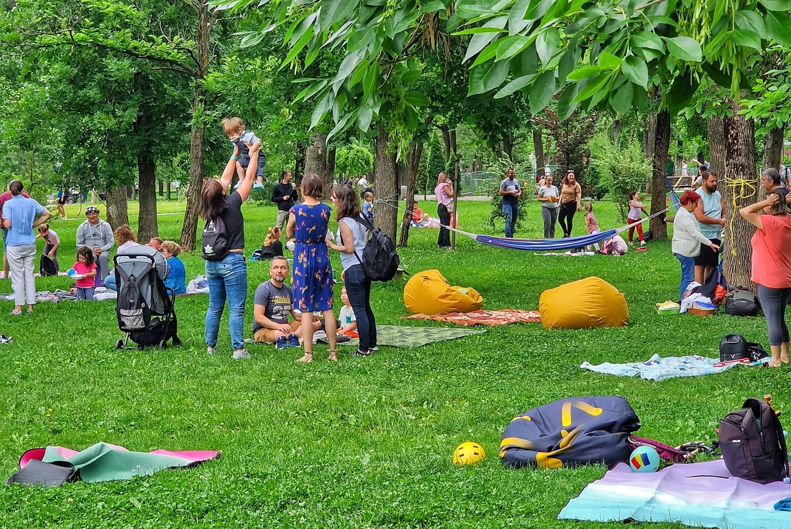 Două zile de picnic atipic, pe malul râului Bega. Vă așteaptă aerul curat, mișcarea și standurile cu bunătăți