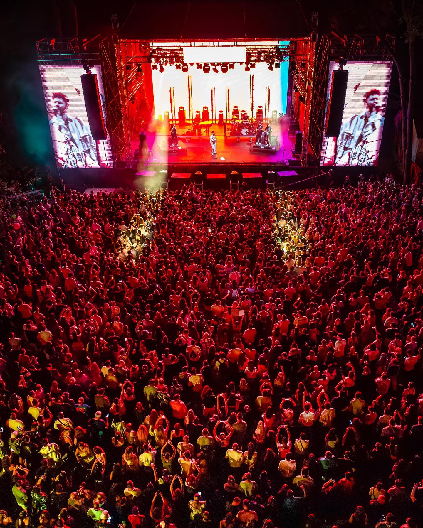 VIDEO Britanicul Calum Scott a cântat în fața a 35.000 de spectatori la CODRU Festival