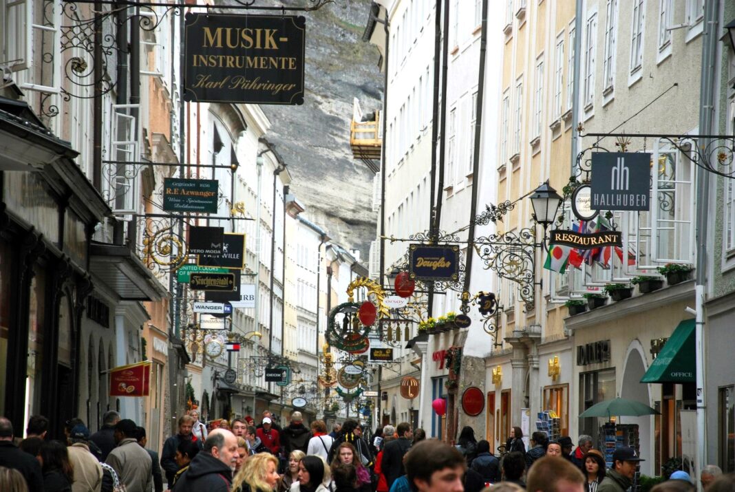 Salzburg, Austria într-o carte de povești